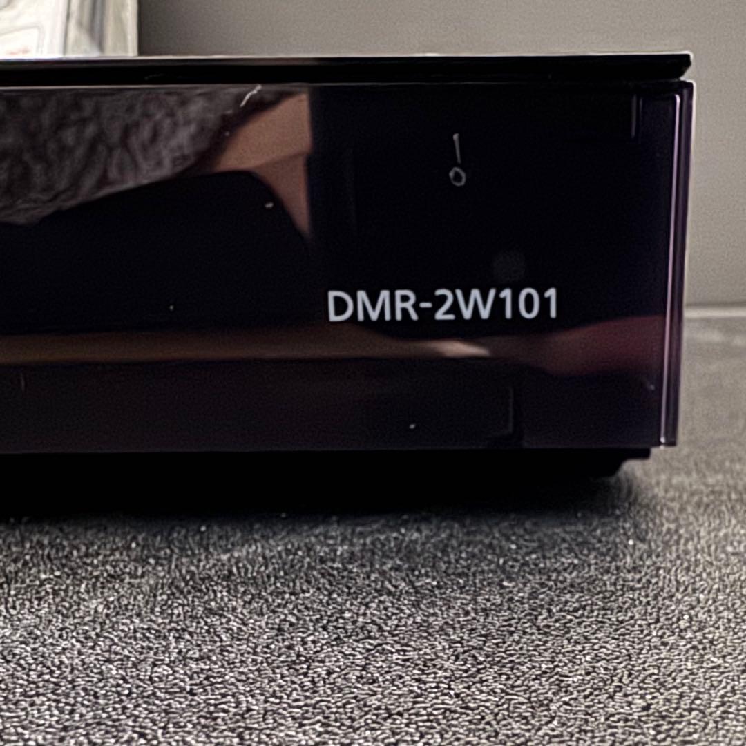 【美品】Panasonic DMR-2W101 ブルーレイレコーダー