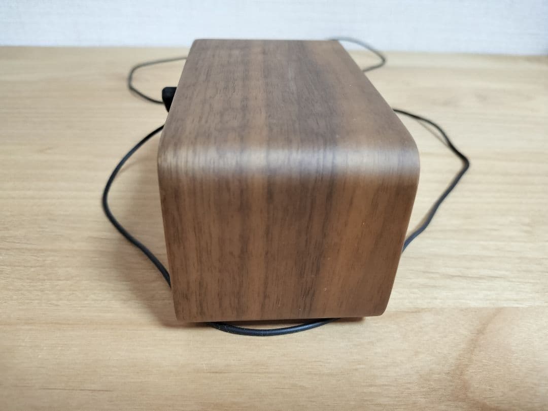 SANGEAN ウッド調ラジオ（表面ゴールド）