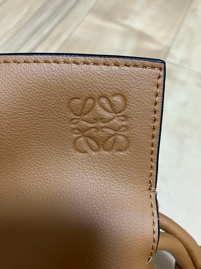 LOEWE フラメンコクラッチ ミディアム ウォームデザート