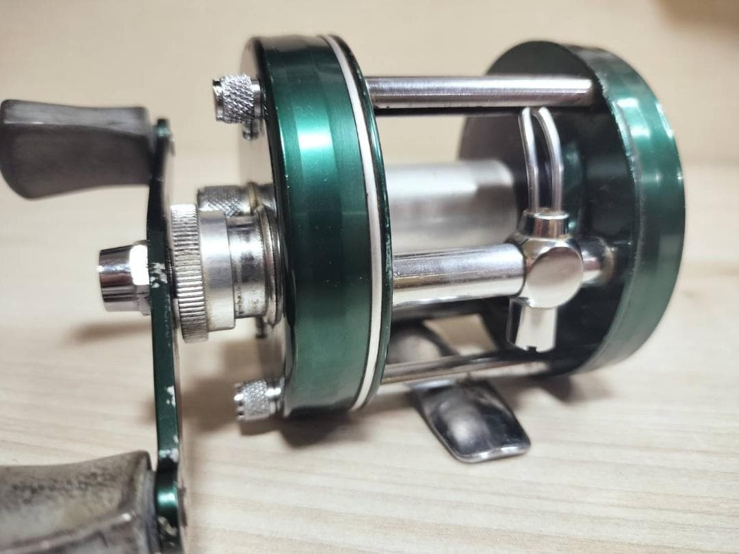 アブガルシア　アンバサダー5000D　ビンテージ　リール abu garcia