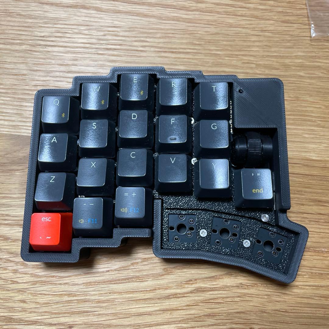 ル*フ様 roBa 無線化Keyball 自作キーボード（おまけ多数）