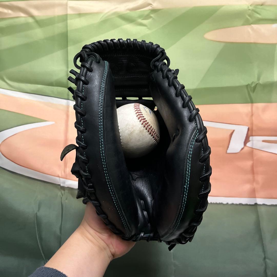 1022 ミズノ グローバルエリート 型抜群 軟式少年 キャッチャーミット