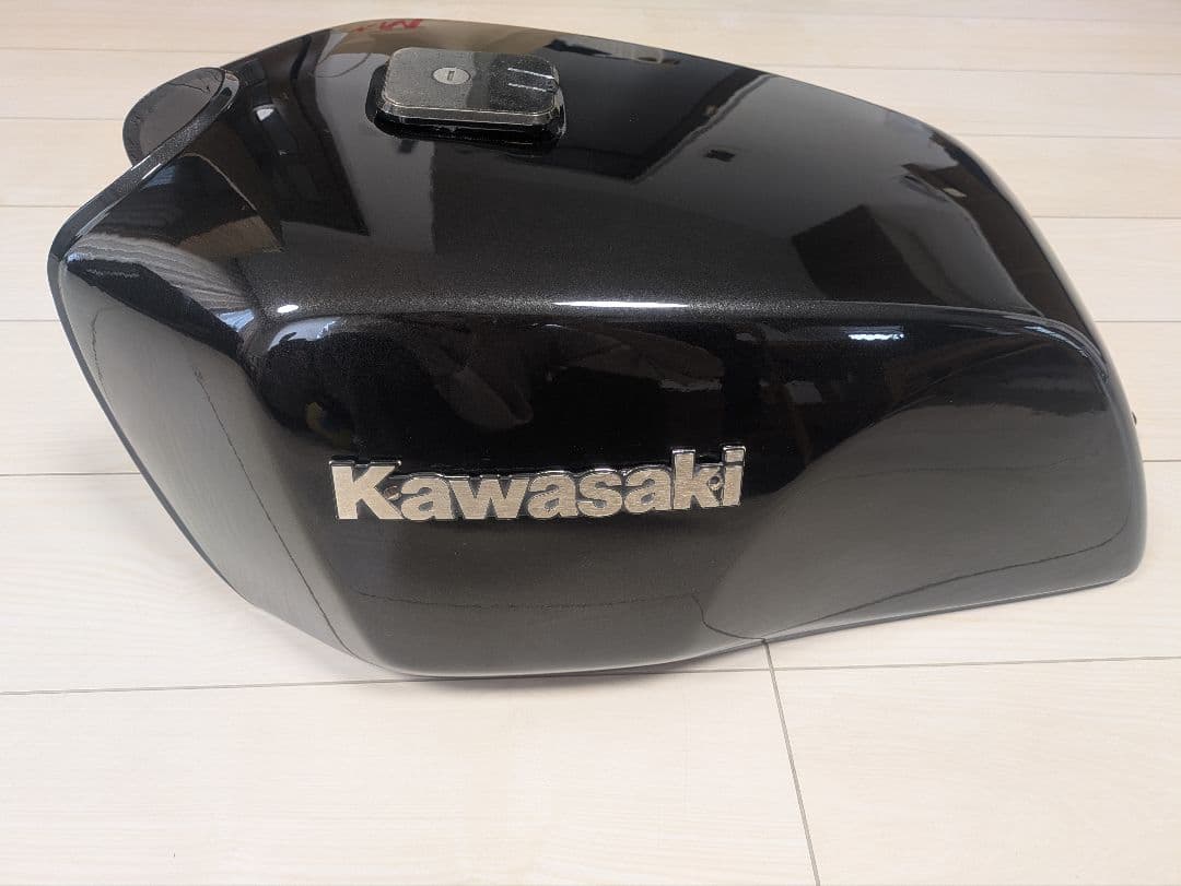 Kawasaki Z750GP　ガソリンタンク