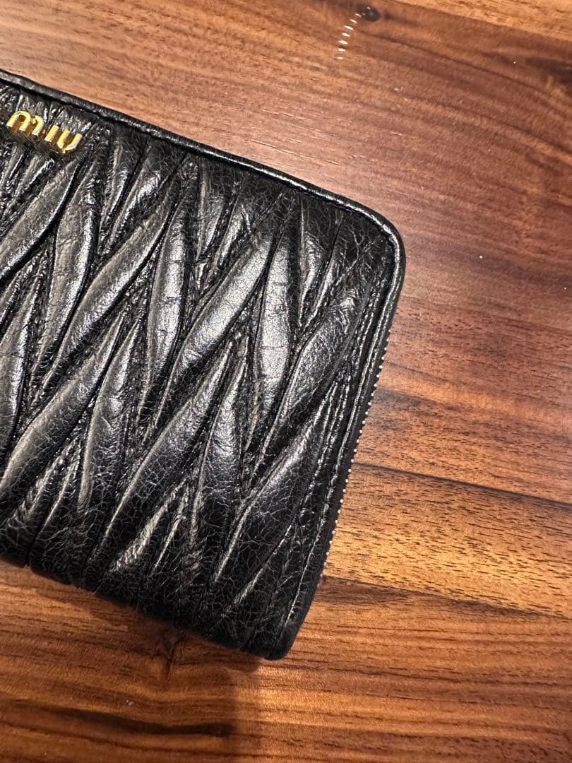 miumiu 長財布