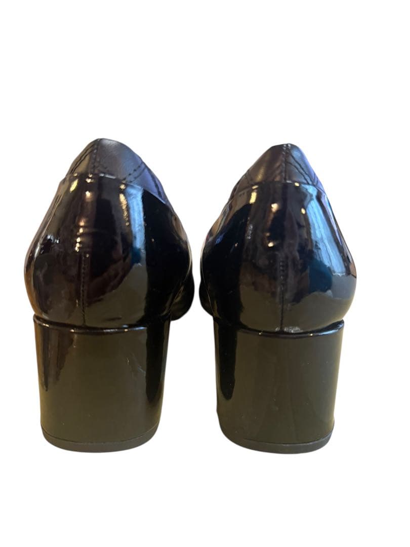 【新品】箱付 Clarks本革 コンビレザー エナメルパンプス 24cm