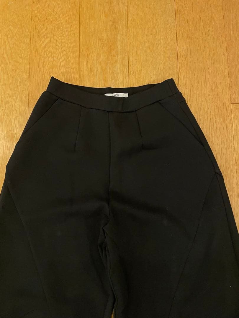 UN3D.ウェーブコクーンパンツ ブラック　38