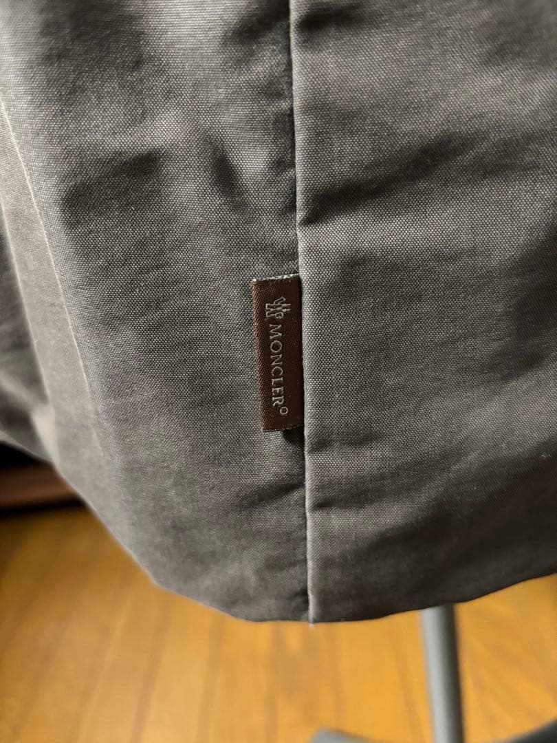 t*3様 MONCLER ブラウン ダウンジャケット サイズ2