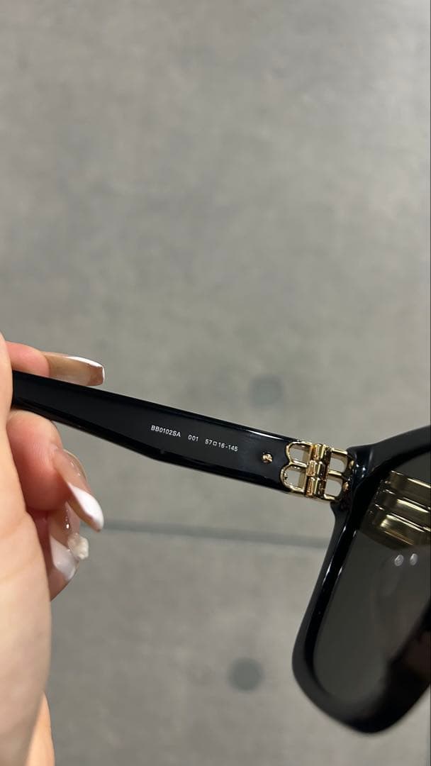 大丸札幌　BALENCIAGA 購入ブラック サングラス ケース付き