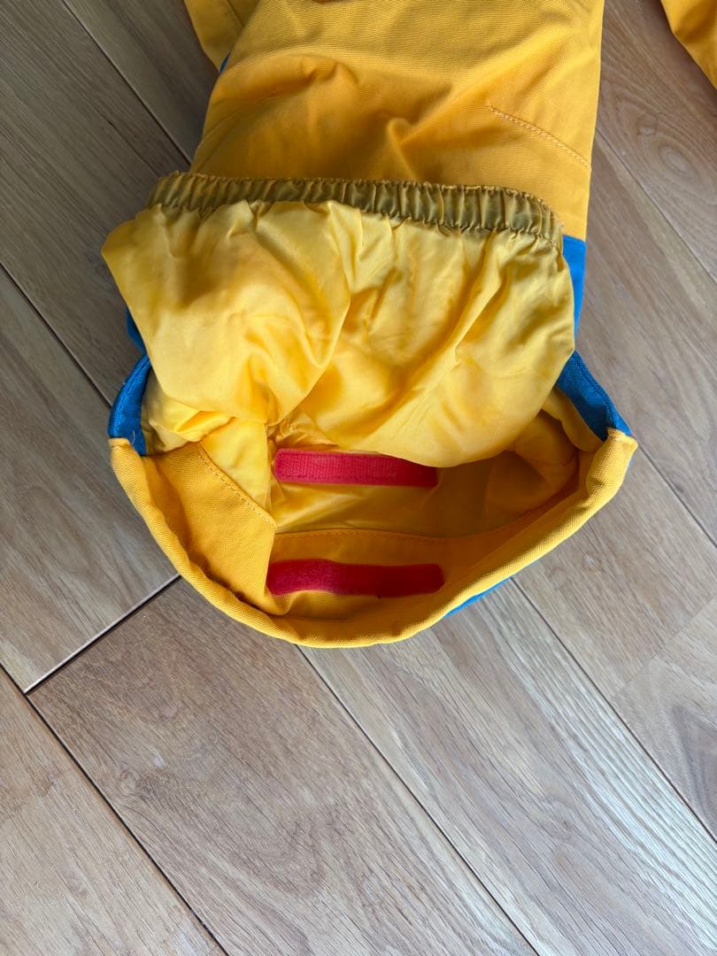 BURTON 子ども用スノーボードオーバーオール サイズ5