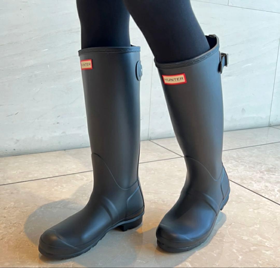 箱付き新品未使用　ブラック　Hunter ロングブーツ