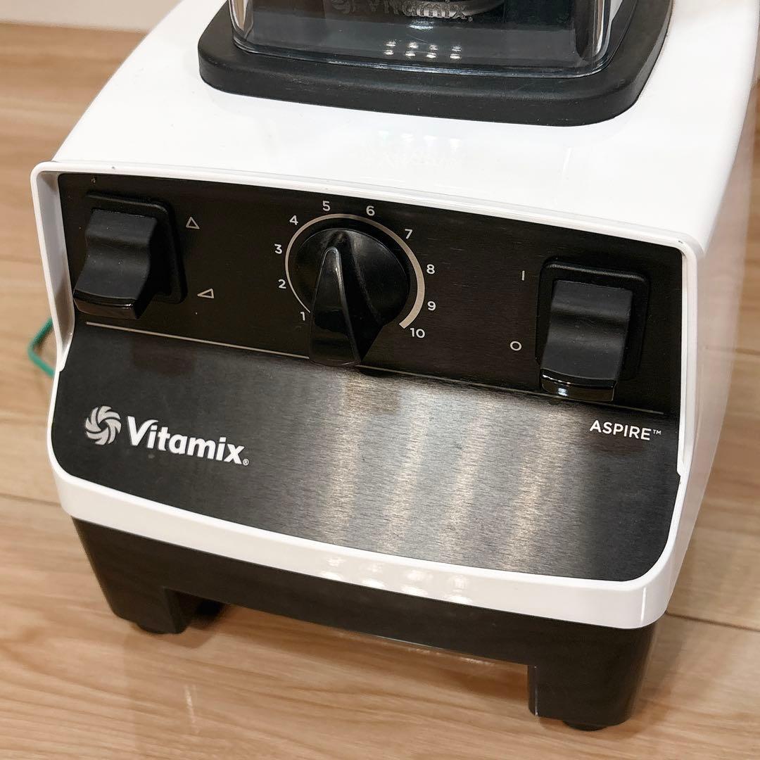 ✨良品✨ バイタミックス ブレンダー ジューサー TNC5200 VM0111