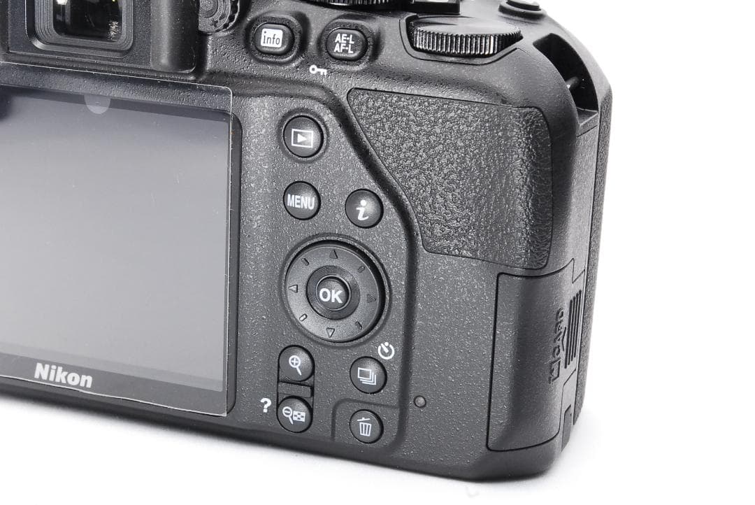 まいくるBluetooth搭載機 ほぼ未使用品 Nikon D3500ダブ