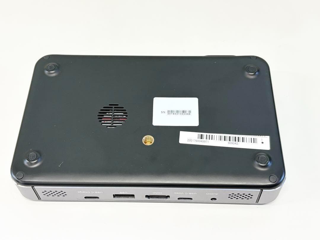 ぷ*ら様 サンワサプライ 400-PRJ024 モバイルプロジェクター 美品