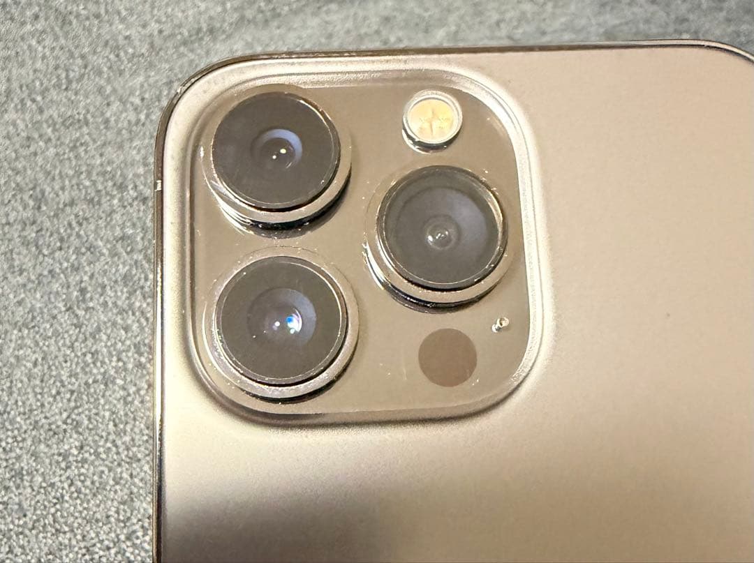 iPhone 13 Pro グラファイト 128GB 充電ケーブル付き