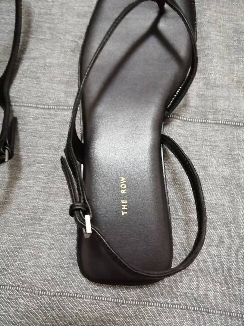 THE ROW コンスタンスフラットサンダル 37