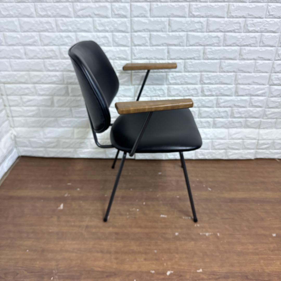 関家具　ブラック　ダイニングチェア アボック 肘付 ミッドセンチュリー　送料無料