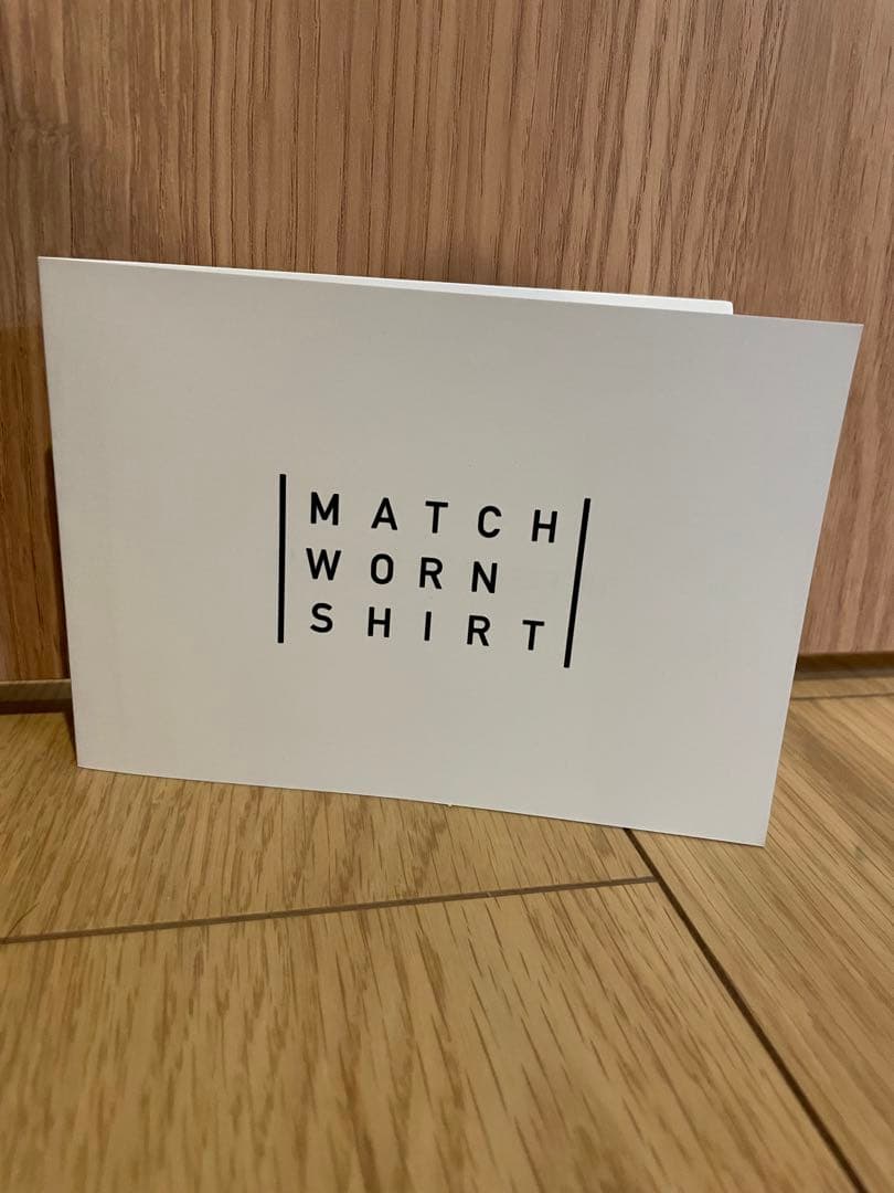 シャビシモンズ直筆サイン入りユニ(額縁付)Xavi Simons証明書