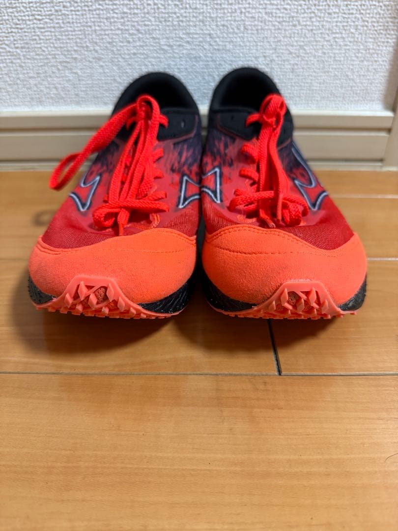 ら*そ様 ミズノ/エンジン トレーニングシューズ レッド/ブラック/ウェーブデュ