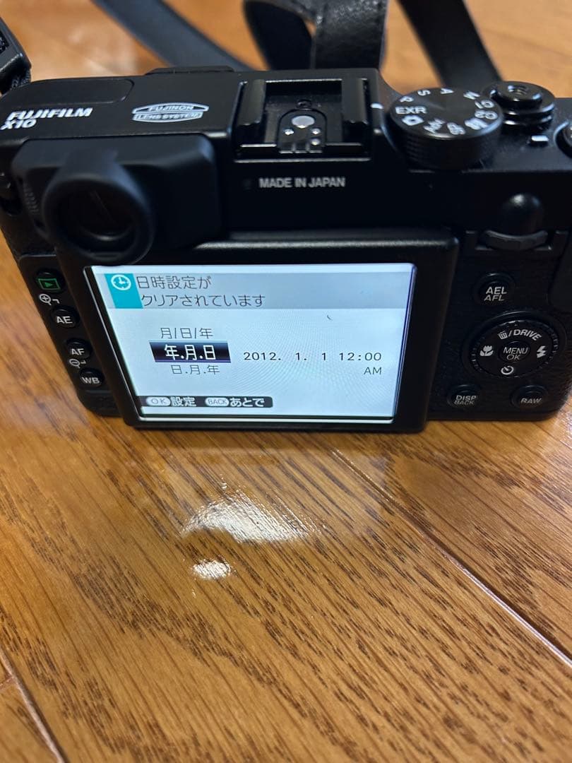 W*d様 FUJIFILM コンパクトデジタルカメラ　X10