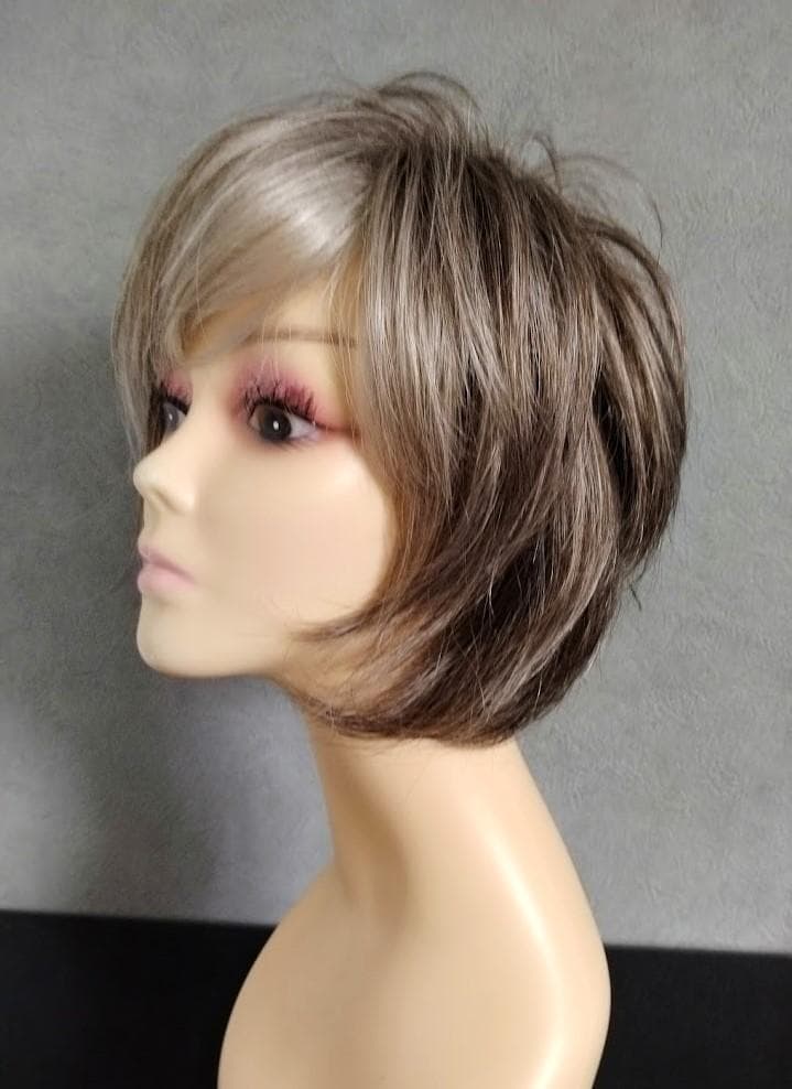 アデランス社　デザインウィッグ・Norikoコレクション