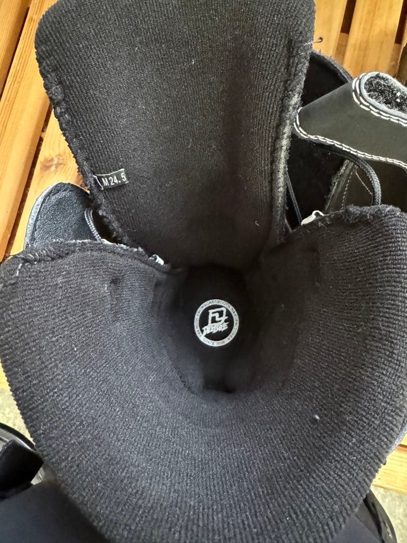 スノーボード DEELUXE DNA 24-25 24.5cm