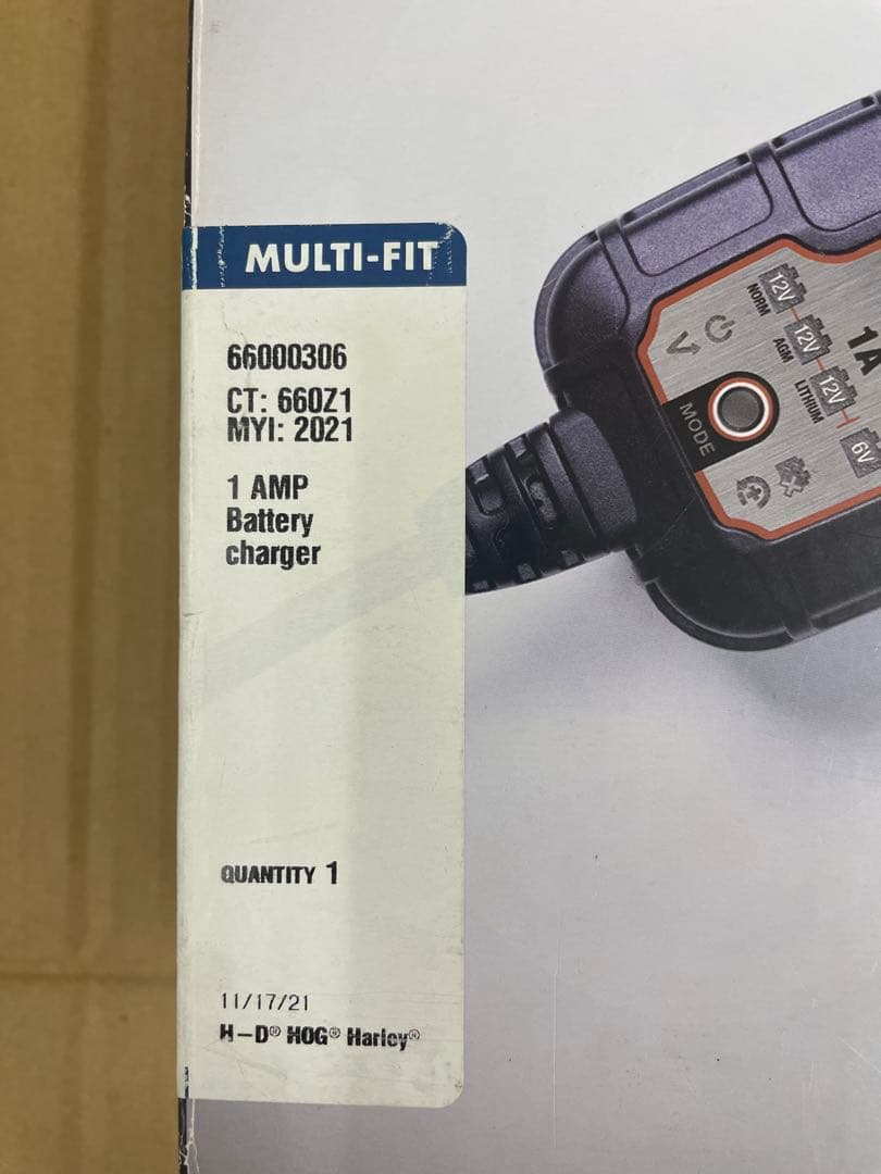 新古　ハーレー純正1AMP Batterychargerバッテリーテンダー