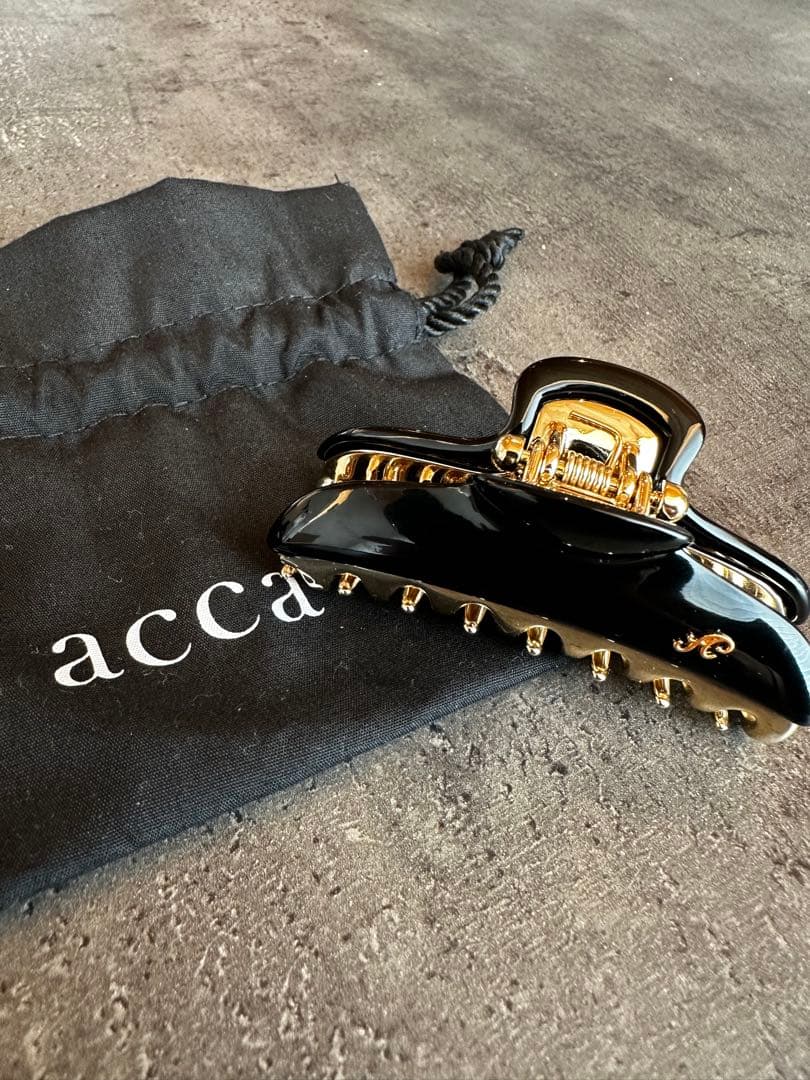 acca ヘアクリップ ブラック ゴールド