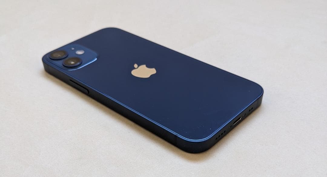 美品 iPhone 12 mini 64GB SIMフリー 顔認証対応　ブルー