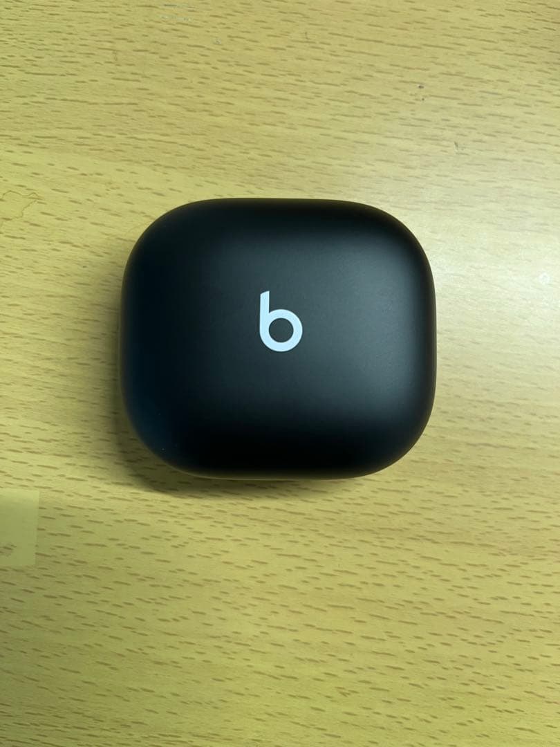 powerbeats fit ブラック