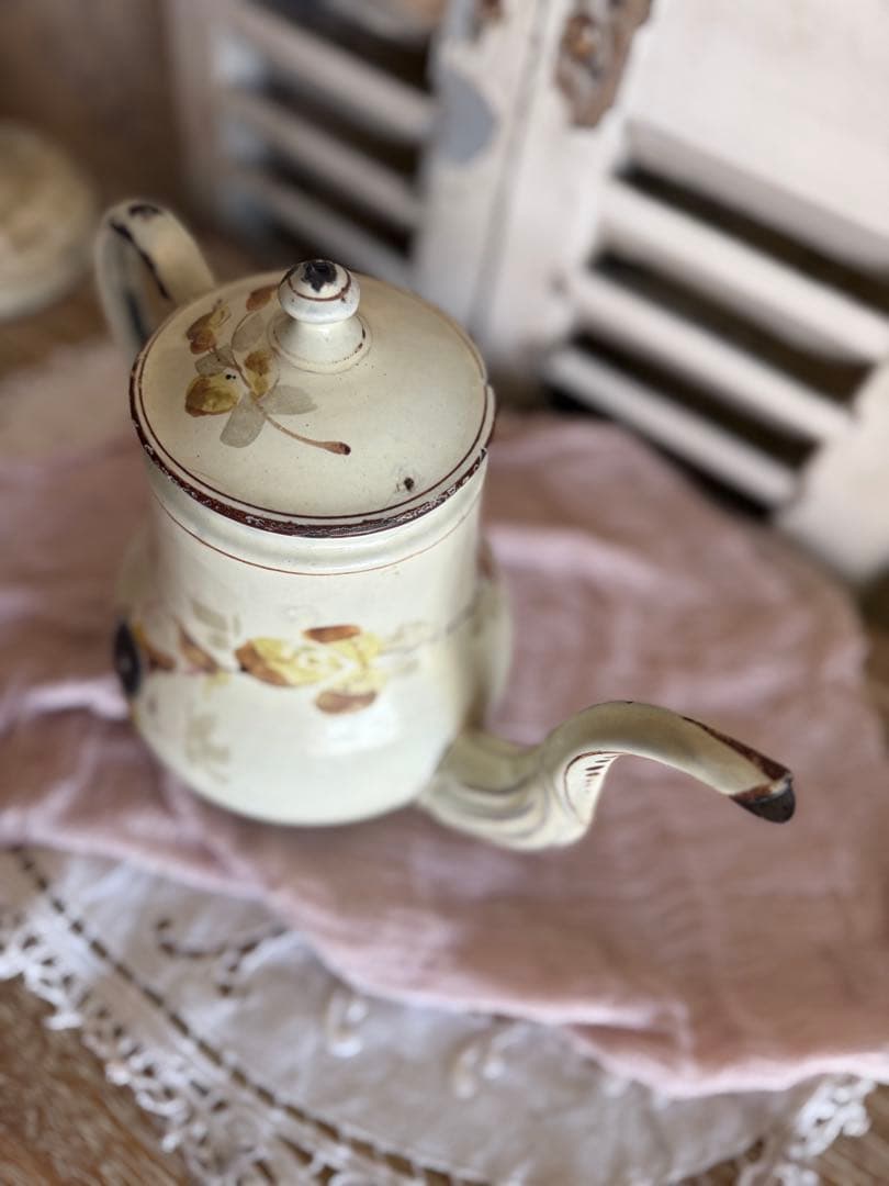 フランスアンティークハンドペイントティーポット型花柄ホーローポット