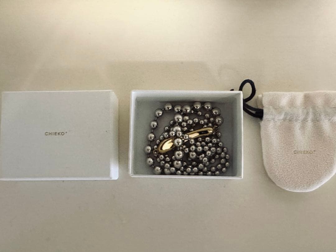 美品CHIEKO＋［チエコプラス］スモールボールネックレス