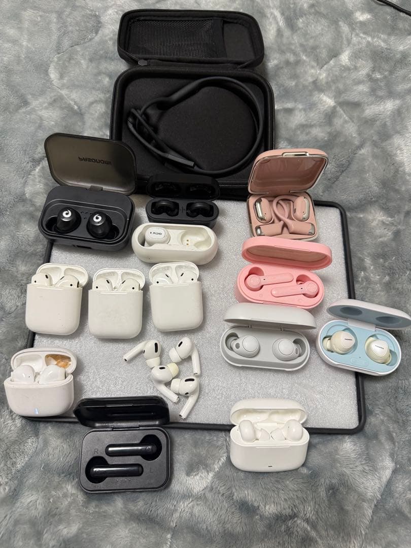 ジャンク品　ワイヤレスイヤホンセット（複数モデル）