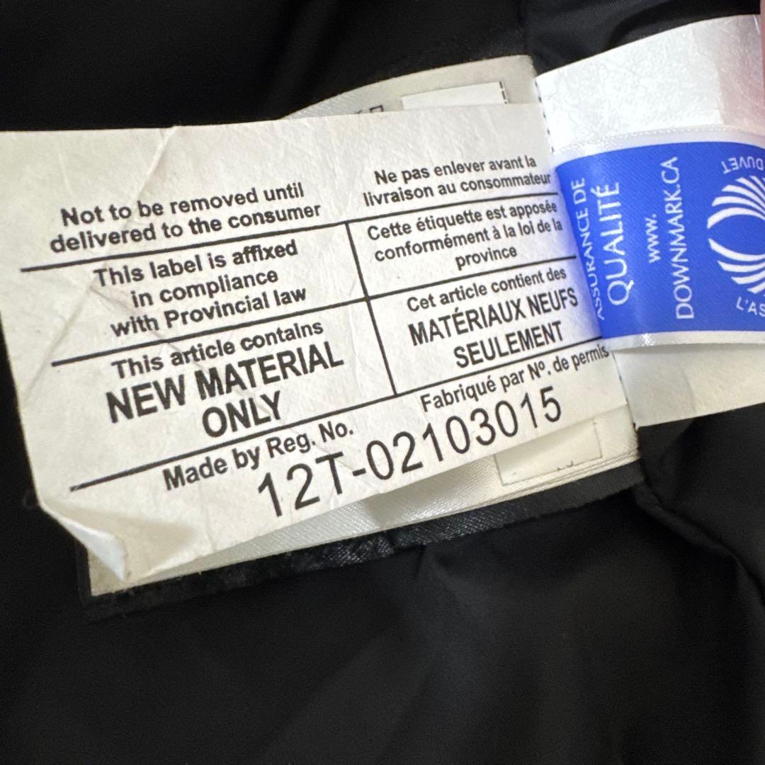 美品✨カナダグース　グレー　ダウンベスト　Mサイズ ロゴマーク　メンズ