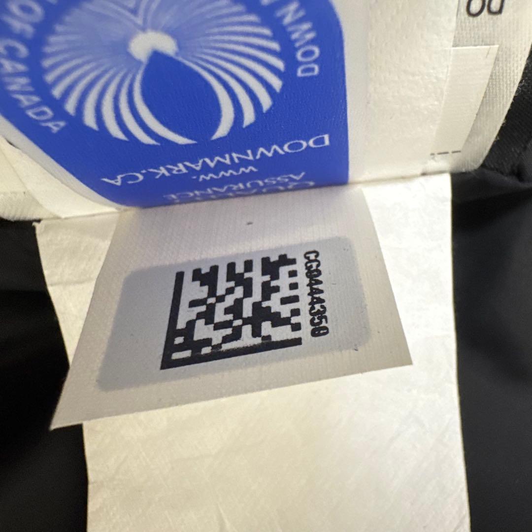 美品✨カナダグース　グレー　ダウンベスト　Mサイズ ロゴマーク　メンズ