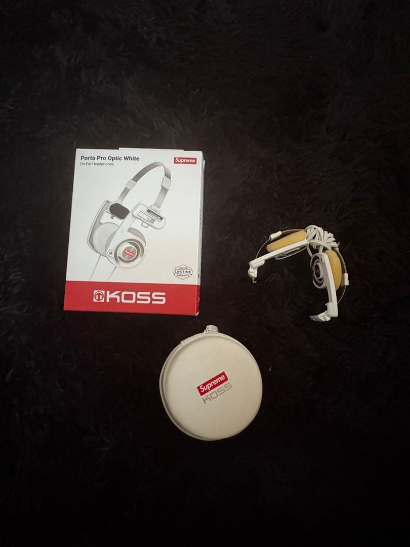 KOSS Supreme ホワイト有線イヤホン