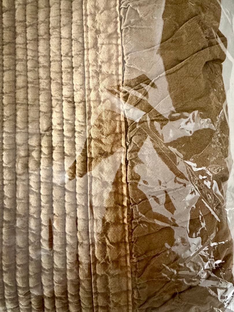 【新品未開封】ハグオーワー✖️オルネドフォイユ イブル マスタード 匿名配送