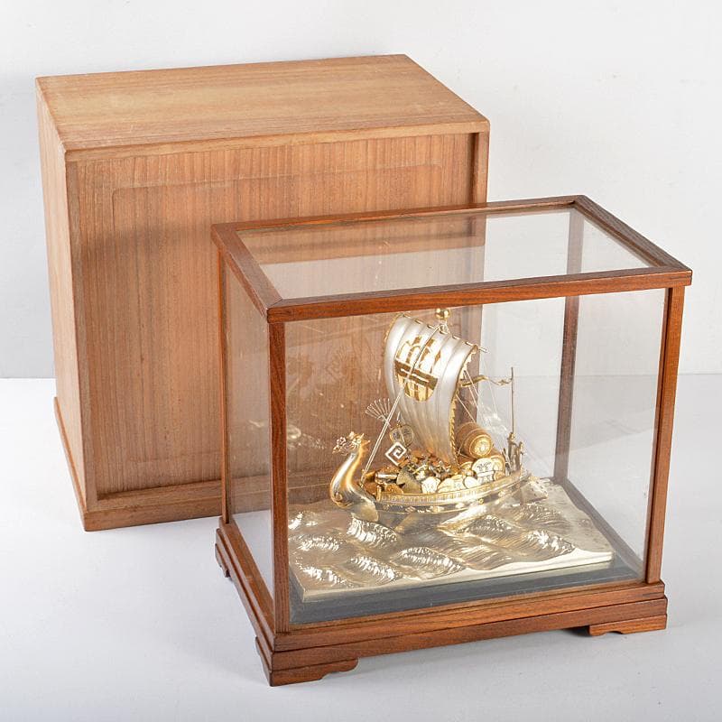銀製　宝船　置物　ガラスケース　時代箱付　F　R5380B