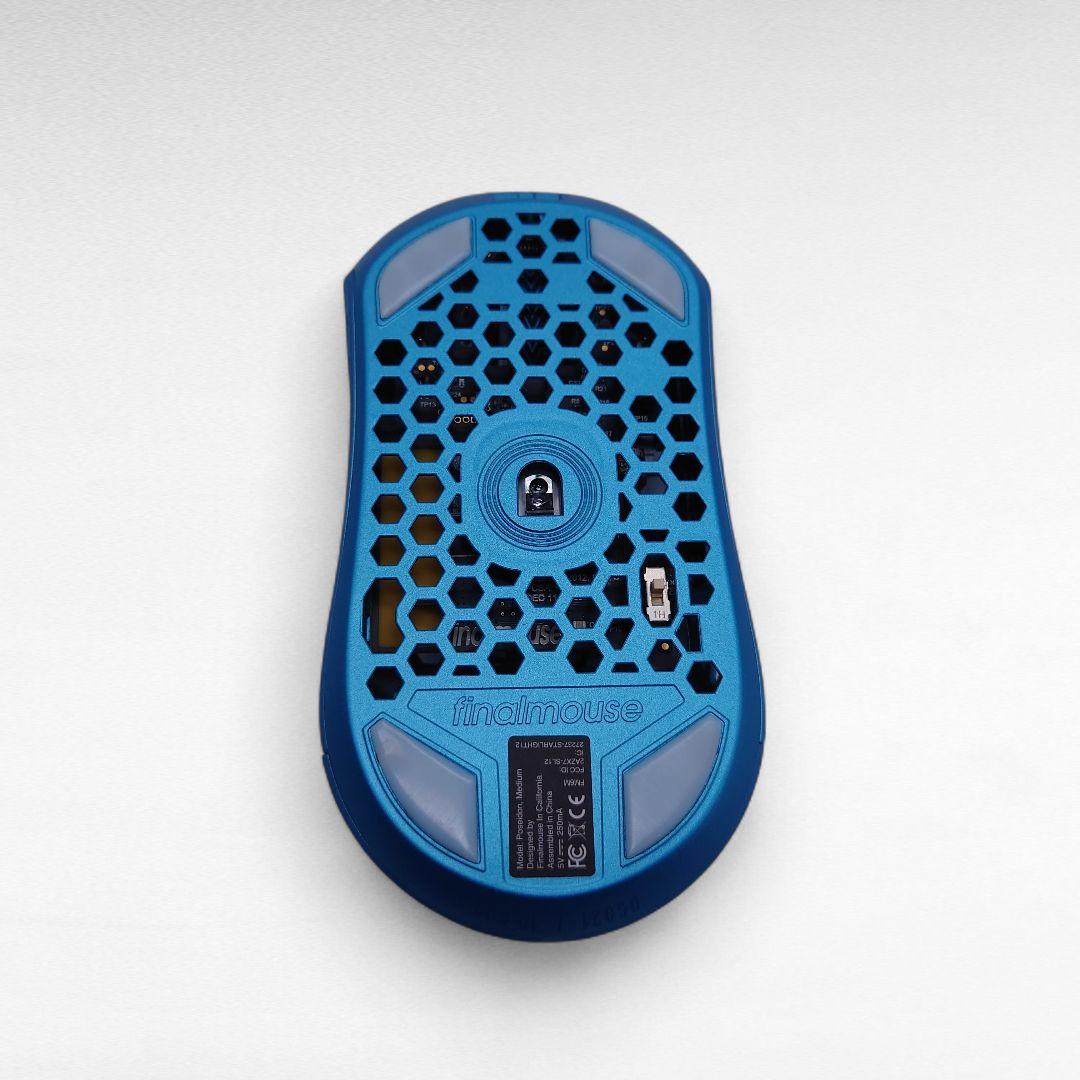美品 Finalmouse Starlight 12 Poseidon Mサイズ