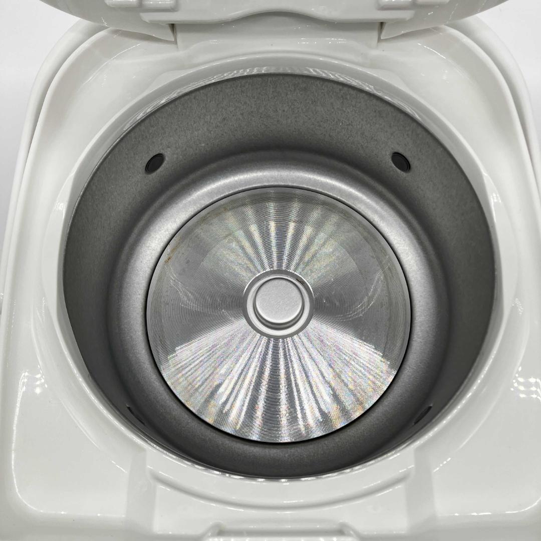 1118-01☆2022年製☆炊飯器☆象印☆極め炊き☆黒厚釜☆5.5合