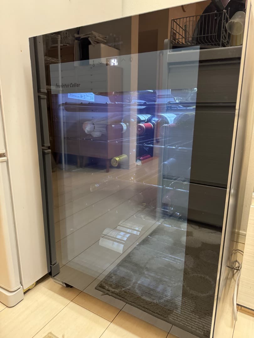 ワインセラー・26〜30本収納（フォルスタージャパンFJC-95Gブラック）