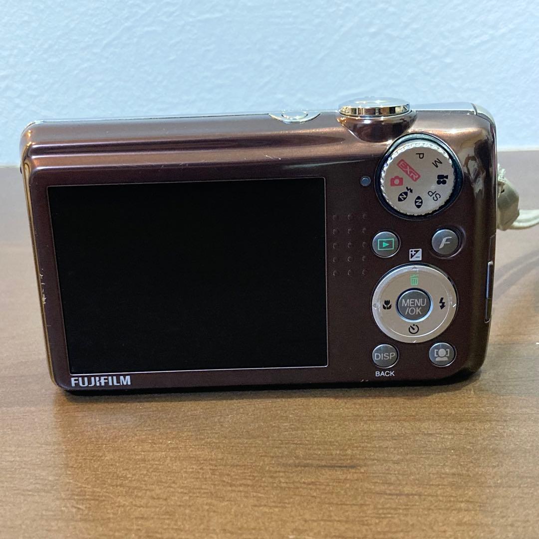 FUJIFILM FINEPIX F70EXR 富士フイルム デジタルカメラ