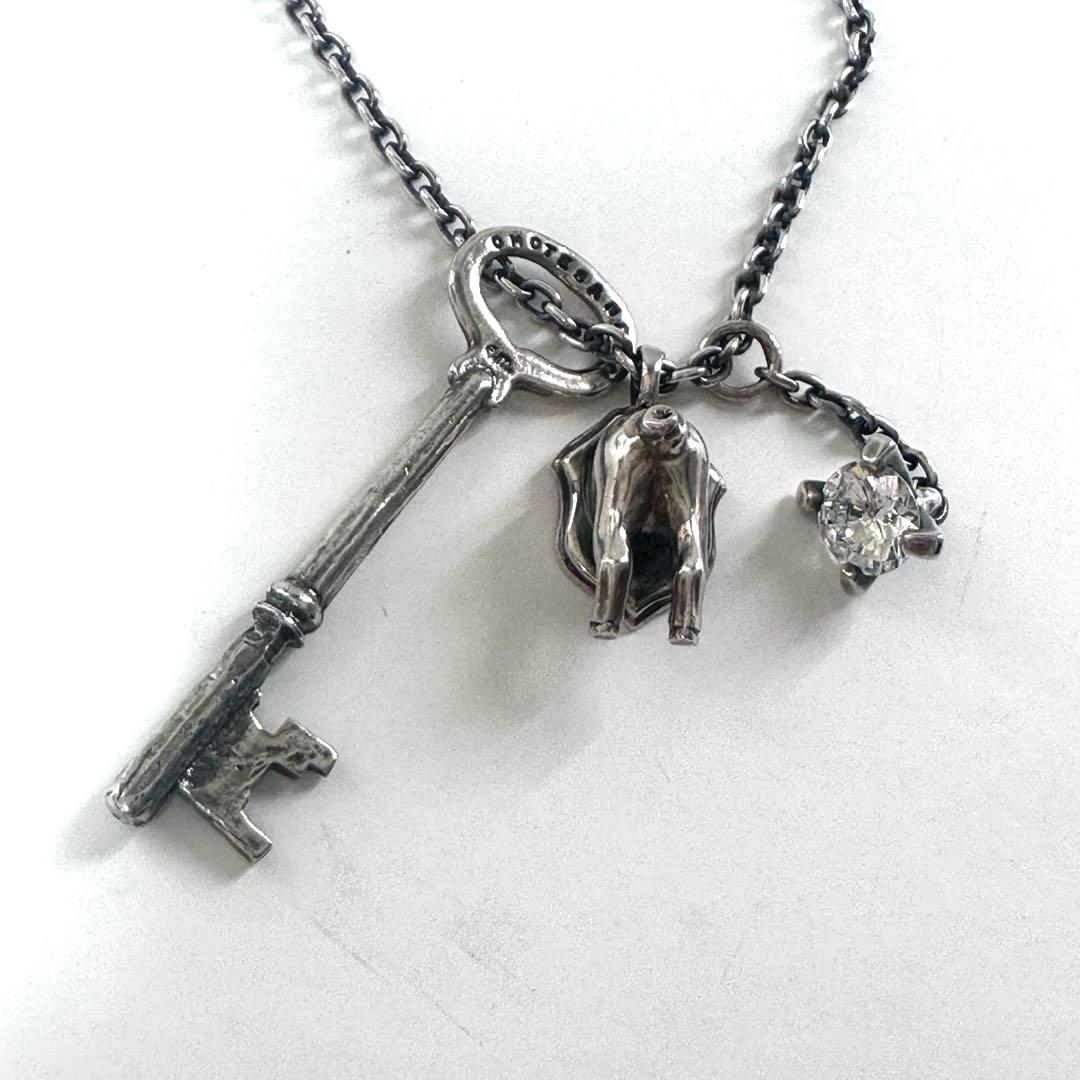 【美品】e.m. 表参道ヒルズ限定 チャームネックレス おしゃれ ロングチェーン