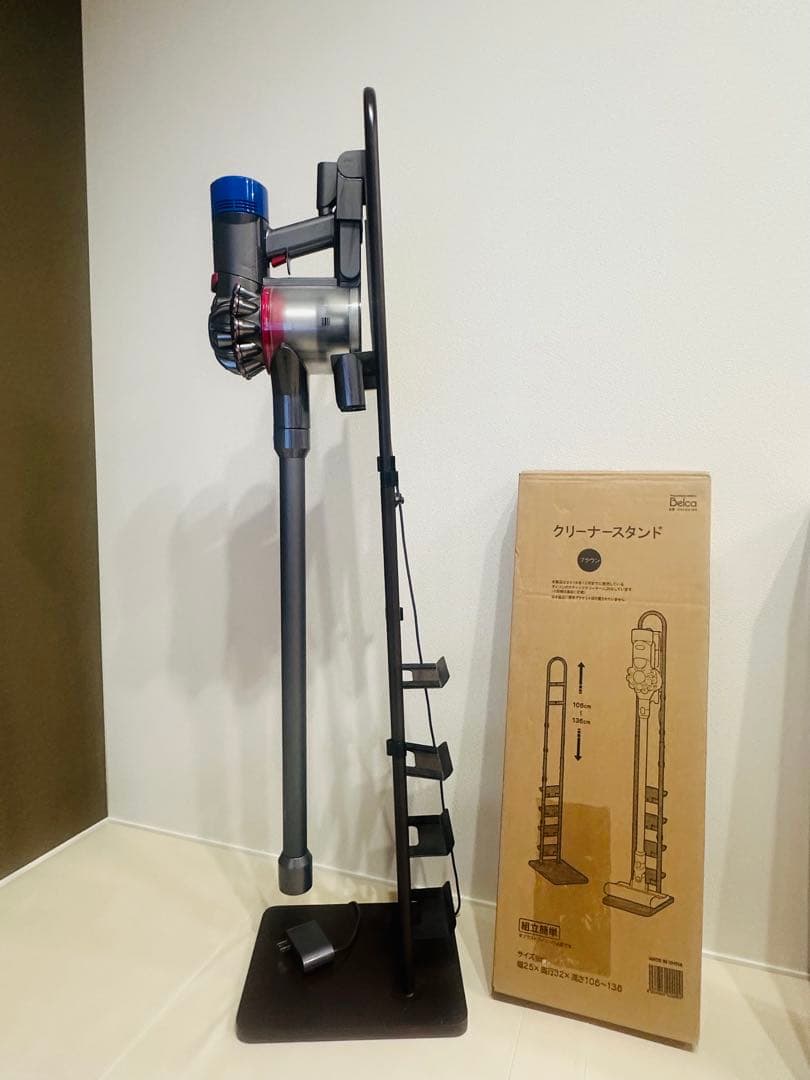 早い者勝ち　Dysonv8fluffy 掃除機　スタンド 付き