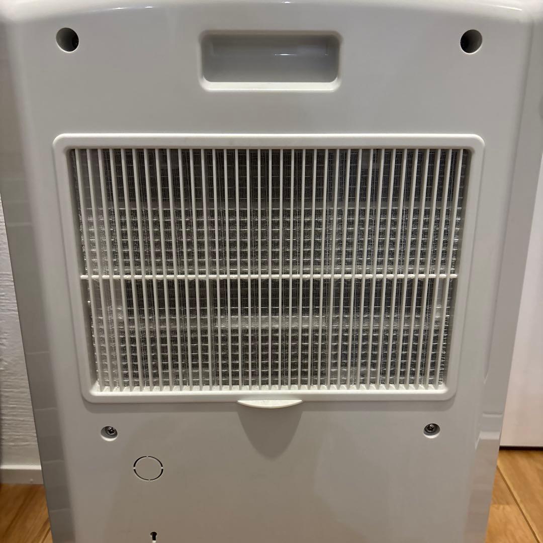 コロナ冷風　衣類乾燥除湿機. 2020年製