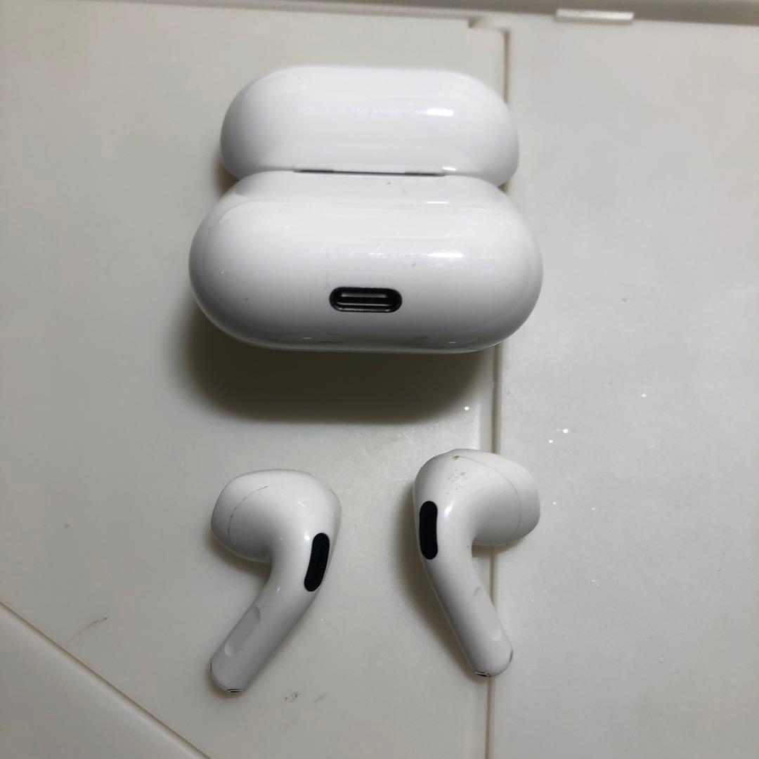 Apple AirPods 第4世代　ノイズキャンセリング付きなし