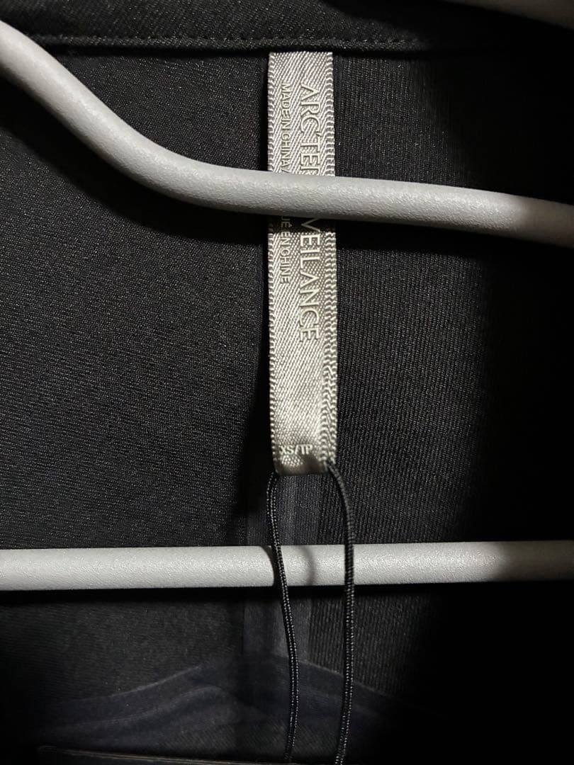 【定価11万】ヴェイランス　マイオンソフトシェルオーバーシャツ　ブラック　XS