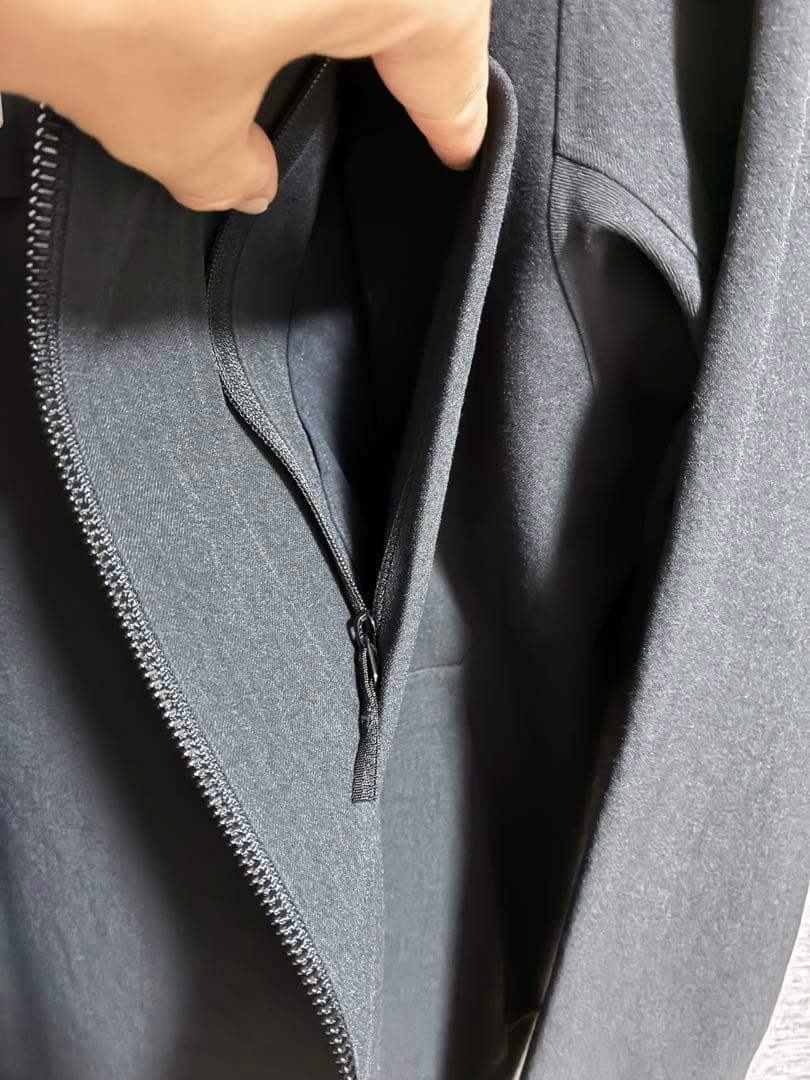 【定価11万】ヴェイランス　マイオンソフトシェルオーバーシャツ　ブラック　XS