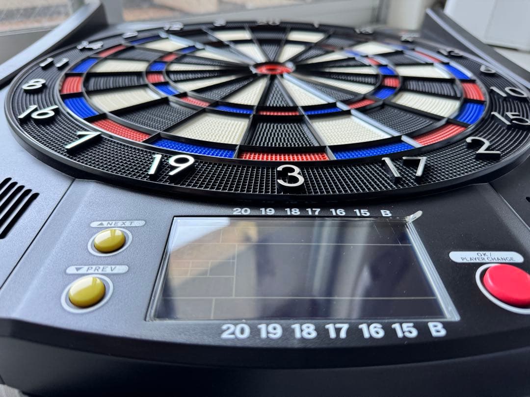 【超美品】ダーツライブ　DARTSLIVE-100S 　ダーツボード