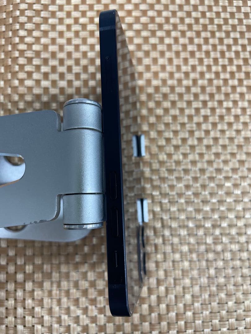 iPhone 12 mini 256 GBブラックSIMフリー【3059】