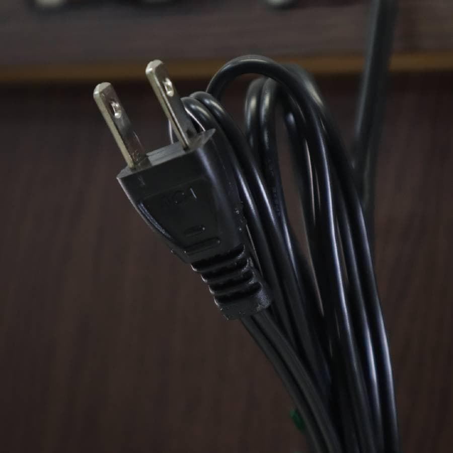 2の2カリモク家具 ナイトテーブル AU8450MK オーク材 コンセント日本製